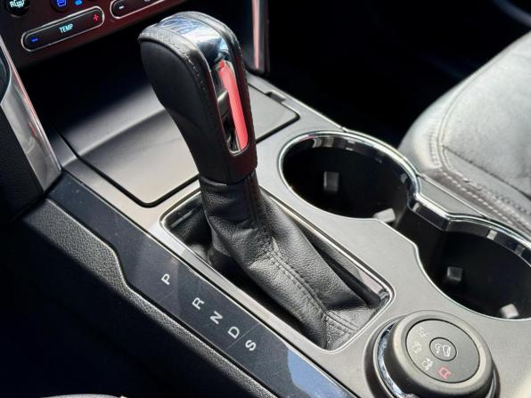 Ford Explorer V Рестайлинг с пробегом 2017 года, цена 2 315 000 рублей, 220288 км, внедорожник, Автокод Объявления