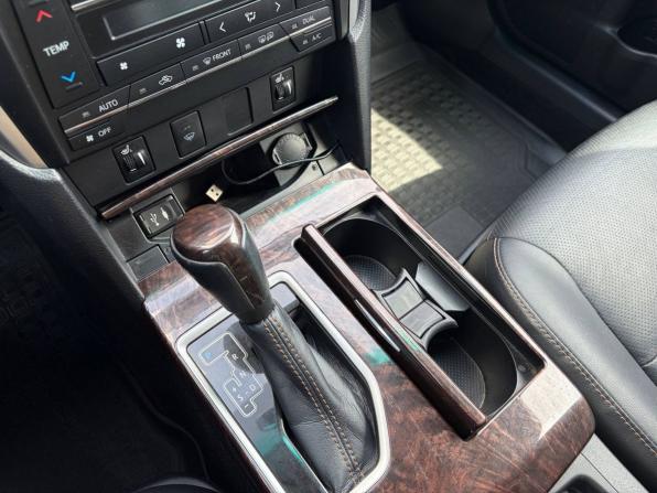 Toyota Camry VII (XV50) Рестайлинг 2 с пробегом 2017 года, цена 2 045 000 рублей, 146350 км, седан, Автокод Объявления