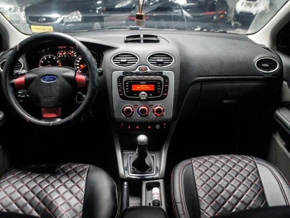 Ford Focus II с пробегом 2007 года, цена 469 000 рублей, 220000 км, седан, Автокод Объявления
