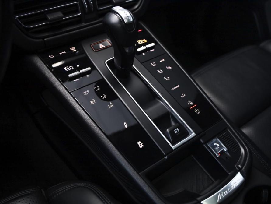 Porsche Macan I Рестайлинг 2 Санкт-Петербург  - изображение 16