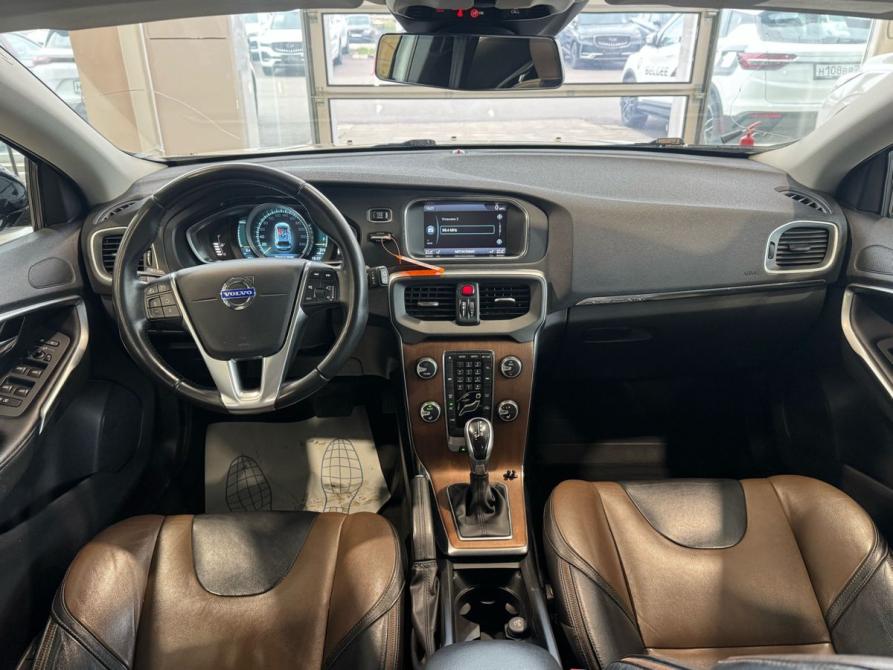 Volvo V40 Cross Country I Москва  - изображение 14