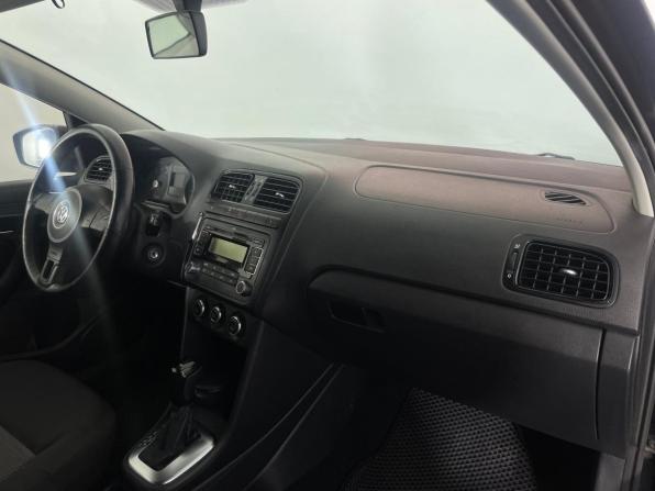 Volkswagen Polo V с пробегом 2011 года, цена 725 000 рублей, 185657 км, седан, Автокод Объявления