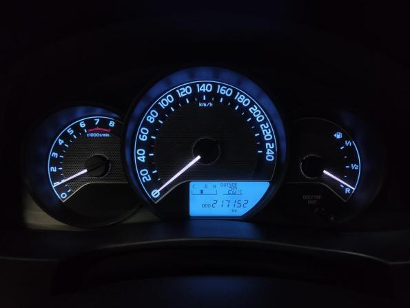 Toyota Corolla XI (E160 E170 E180) с пробегом 2013 года, цена 1 180 000 рублей, 217150 км, седан, Автокод Объявления