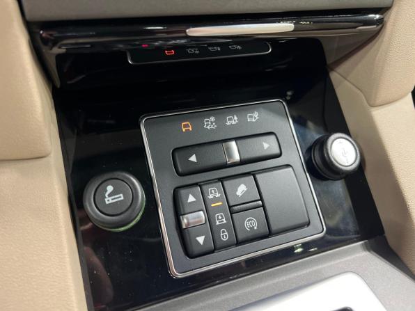 Land Rover Discovery IV Рестайлинг с пробегом 2016 года, цена 2 750 000 рублей, 170000 км, внедорожник, Автокод Объявления