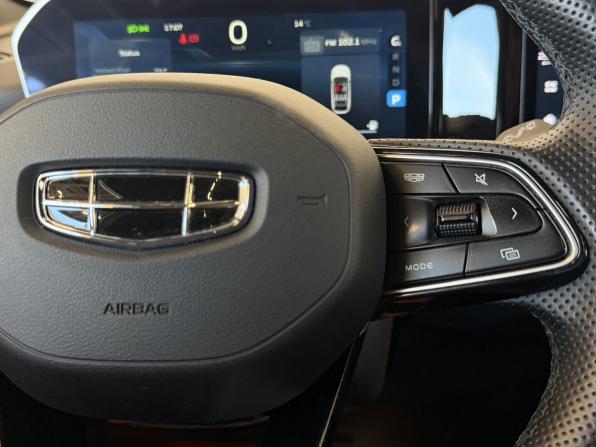 Geely Coolray I Рестайлинг с пробегом 2023 года, цена 1 750 000 рублей, 85963 км, внедорожник, Автокод Объявления