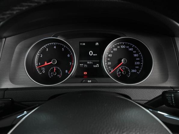 Volkswagen Golf VII с пробегом 2013 года, цена 1 520 000 рублей, 100572 км, хэтчбек, Автокод Объявления