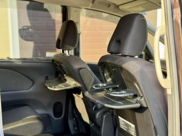 Nissan Serena V (C27) с пробегом 2016 года, цена 1 950 000 рублей, 181000 км, минивэн, Автокод Объявления
