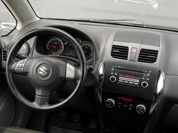 Suzuki SX4 I (Classic) Рестайлинг с пробегом 2011 года, цена 659 700 рублей, 241238 км, хэтчбек, Автокод Объявления