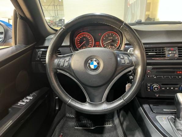 BMW 3 серии V (E90/E91/E92/E93) с пробегом 2007 года, цена 1 370 000 рублей, 240731 км, кабриолет, Автокод Объявления
