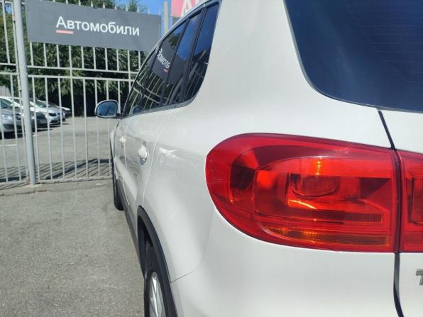 Volkswagen Tiguan I Рестайлинг с пробегом 2011 года, цена 1 040 000 рублей, 253000 км, внедорожник, Автокод Объявления