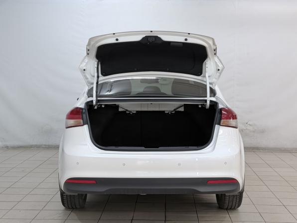 Kia Cerato III Рестайлинг (Classic) с пробегом 2018 года, цена 1 385 000 рублей, 207502 км, седан, Автокод Объявления