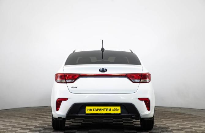 Kia Rio IV с пробегом 2018 года, цена 919 000 рублей, 147650 км, седан, Автокод Объявления