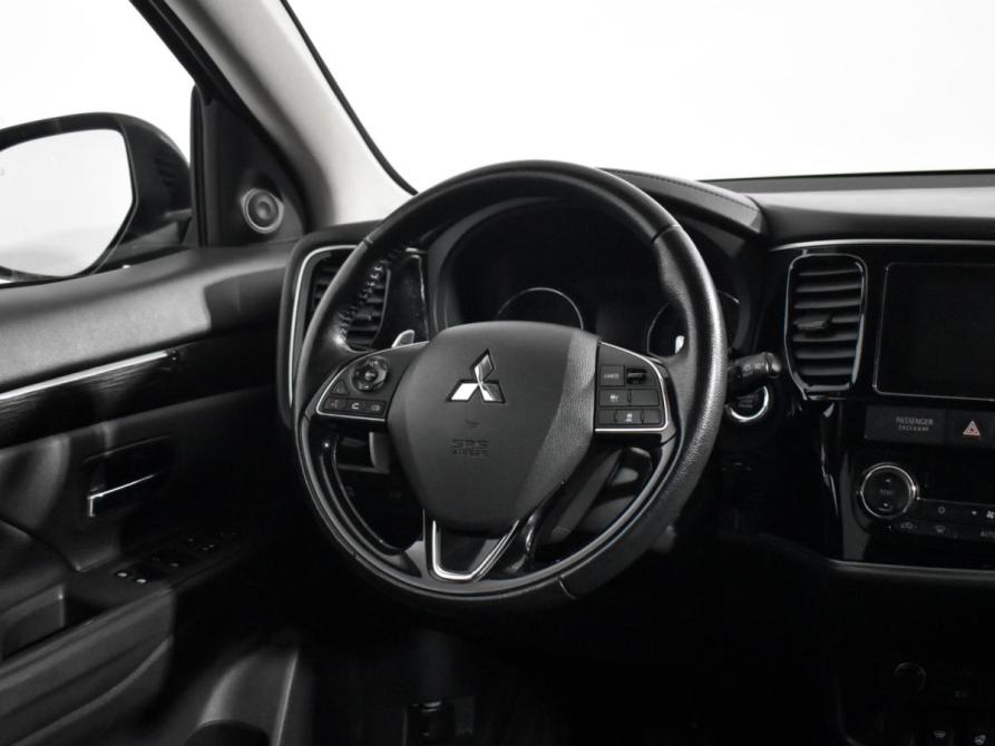 Mitsubishi Outlander III Рестайлинг 2 Санкт-Петербург  - изображение 16