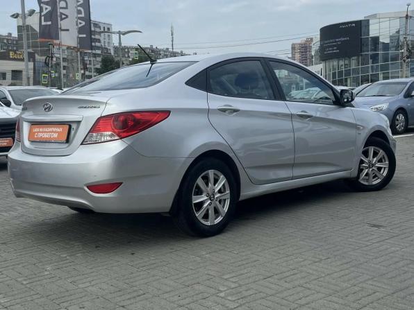 Hyundai Solaris I с пробегом 2012 года, цена 780 000 рублей, 199000 км, седан, Автокод Объявления