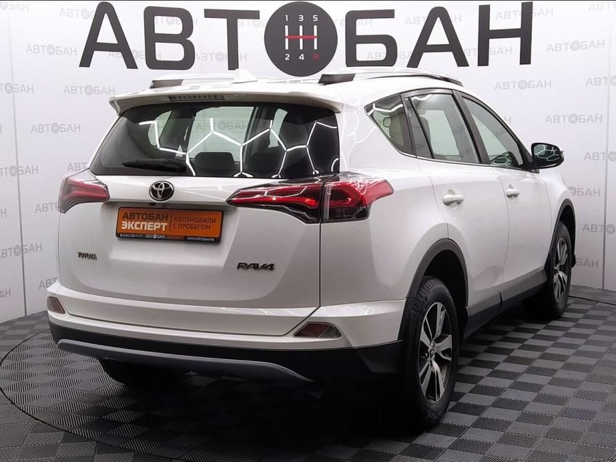 Toyota RAV4 IV (XA40) Рестайлинг Екатеринбург  - изображение 3
