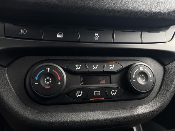 Lada (ВАЗ) Vesta I с пробегом 2021 года, цена 1 195 000 рублей, 83295 км, универсал, Автокод Объявления