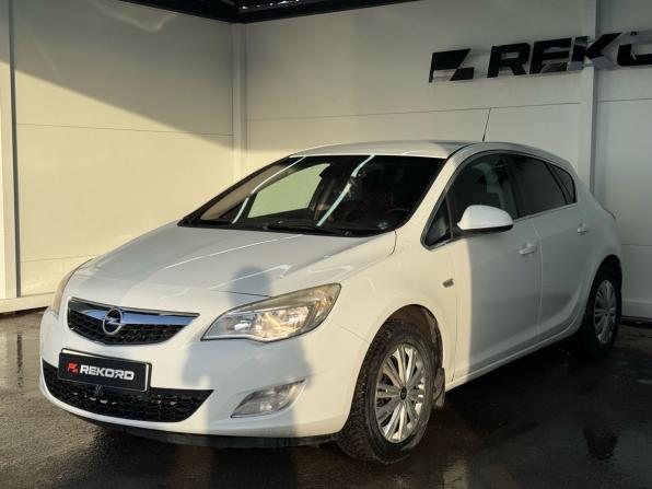 Opel Astra J с пробегом 2011 года, цена 669 000 рублей, 258137 км, хэтчбек, Автокод Объявления