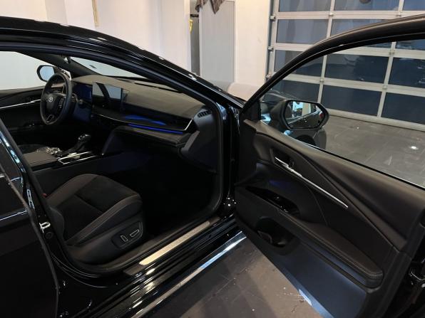Toyota Camry IX (XV80) China Market с пробегом 2026 года, цена 4 290 000 рублей, 30 км, седан, Автокод Объявления