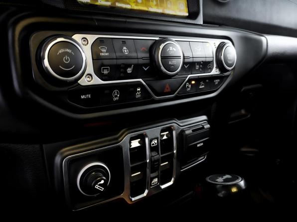 Jeep Wrangler IV (JL) с пробегом 2021 года, цена 4 120 000 рублей, 124605 км, внедорожник, Автокод Объявления