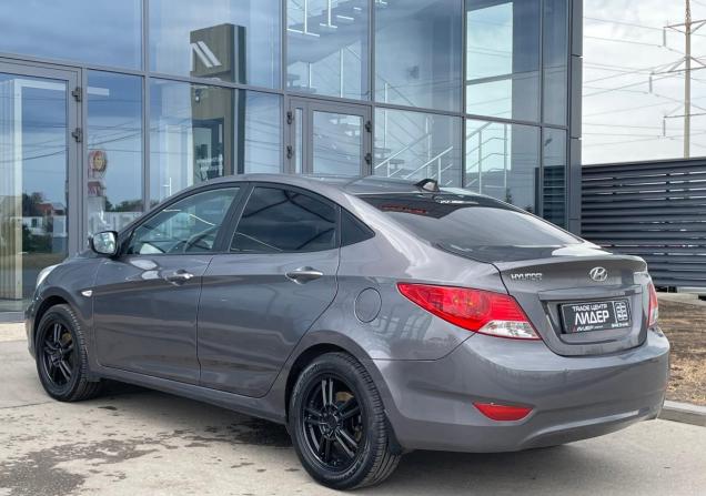 Hyundai Solaris I с пробегом 2014 года, цена 620 000 рублей, 198135 км, седан, Автокод Объявления