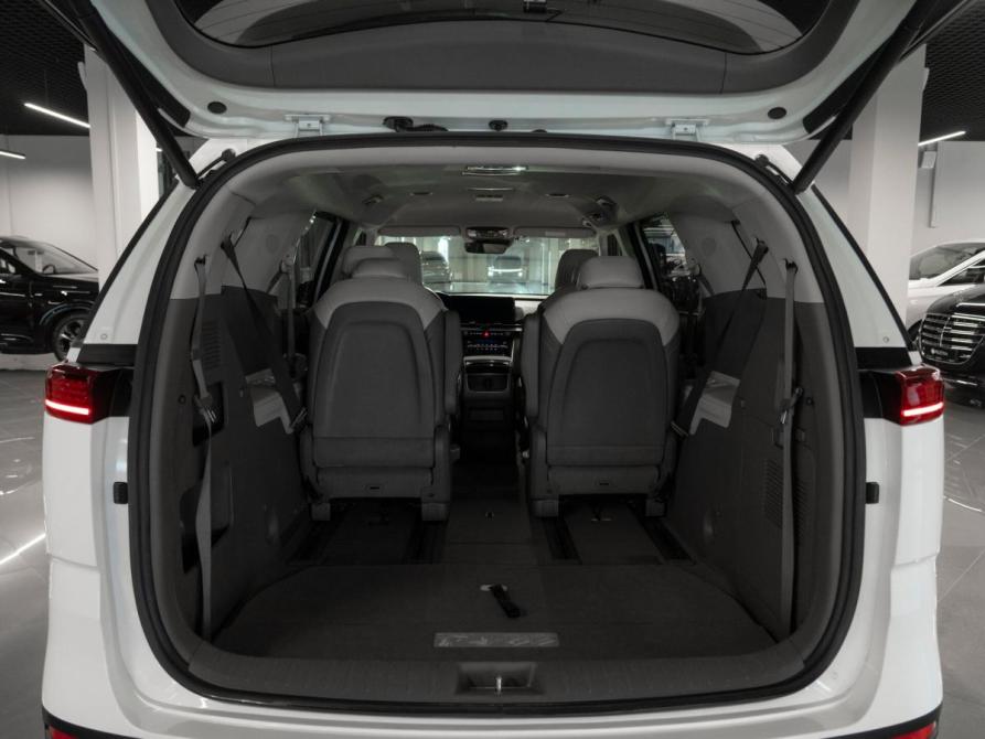 Kia Carnival IV Москва  - изображение 25