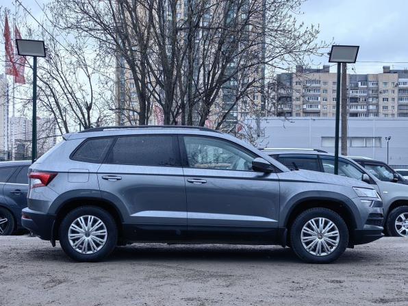 Skoda Karoq I с пробегом 2020 года, цена 2 219 000 рублей, 90193 км, внедорожник, Автокод Объявления