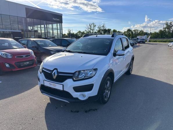 Renault Sandero II с пробегом 2017 года, цена 1 000 000 рублей, 59386 км, хэтчбек, Автокод Объявления