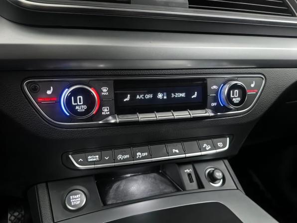 Audi Q5 II (FY) Рестайлинг с пробегом 2021 года, цена 3 655 000 рублей, 65000 км, внедорожник, Автокод Объявления