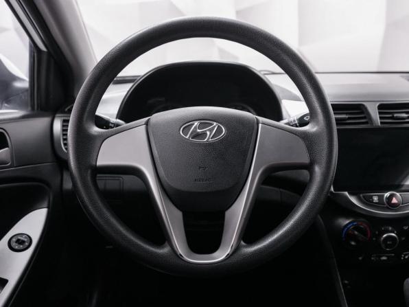 Hyundai Solaris I Рестайлинг с пробегом 2015 года, цена 960 000 рублей, 140000 км, седан, Автокод Объявления