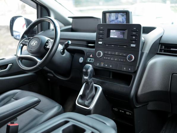 Hyundai Staria I с пробегом 2021 года, цена 4 550 000 рублей, 28270 км, минивэн, Автокод Объявления