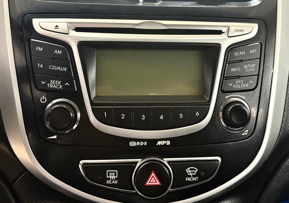 Hyundai Solaris I Екатеринбург  - изображение 12