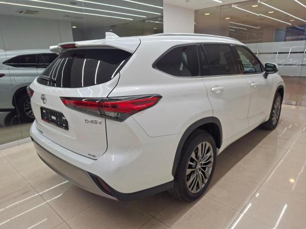 Toyota Highlander IV (XU70) с пробегом 2026 года, цена 5 850 000 рублей, 17 км, внедорожник, Автокод Объявления