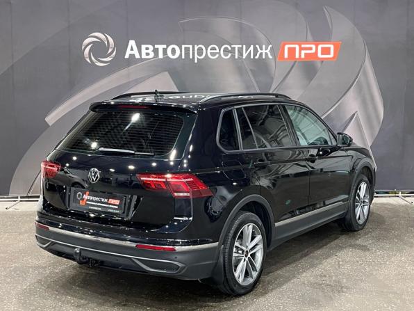 Volkswagen Tiguan II Рестайлинг с пробегом 2021 года, цена 2 775 000 рублей, 122566 км, внедорожник, Автокод Объявления