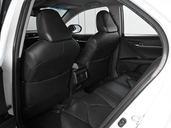 Toyota Camry VIII (XV70) с пробегом 2018 года, цена 3 100 000 рублей, 124415 км, седан, Автокод Объявления