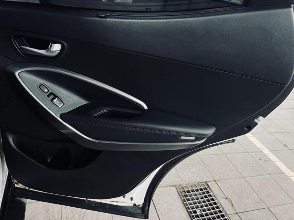Hyundai Santa Fe III с пробегом 2013 года, цена 1 690 000 рублей, 155000 км, внедорожник, Автокод Объявления