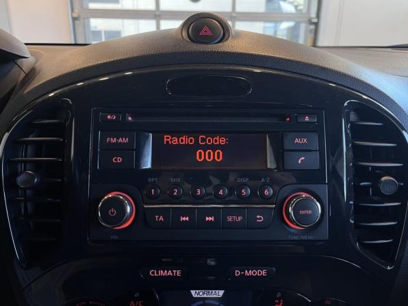 Nissan Juke I с пробегом 2012 года, цена 1 025 000 рублей, 129416 км, внедорожник, Автокод Объявления
