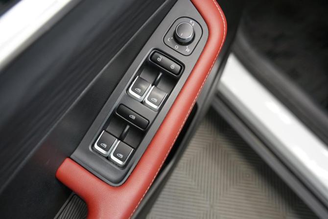 Geely Coolray I Рестайлинг с пробегом 2024 года, цена 2 139 000 рублей, 67000 км, внедорожник, Автокод Объявления