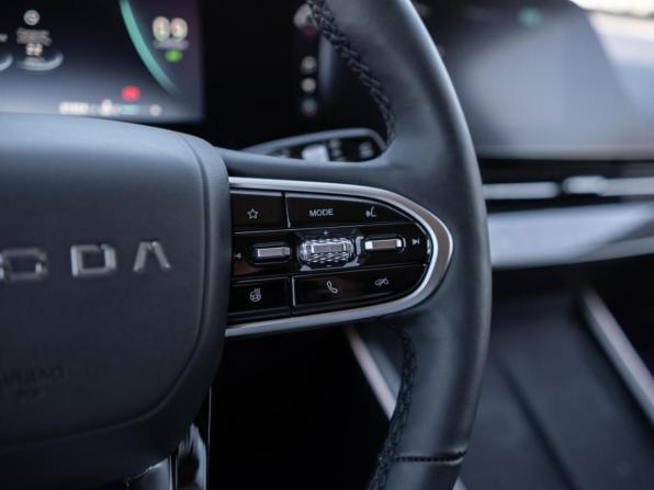 Omoda C5 I с пробегом 2023 года, цена 1 761 000 рублей, 31524 км, внедорожник, Автокод Объявления