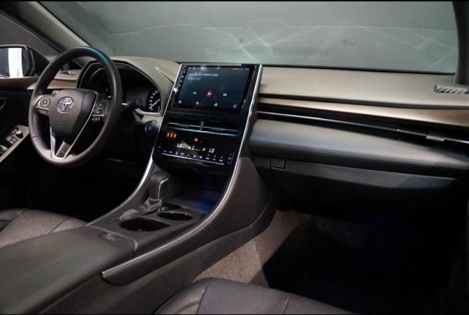 Toyota Avalon V с пробегом 2022 года, цена 4 100 000 рублей, 68000 км, седан, Автокод Объявления