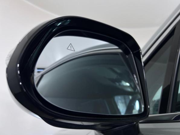Hyundai Santa Fe IV Рестайлинг с пробегом 2023 года, цена 3 725 000 рублей, 61479 км, внедорожник, Автокод Объявления
