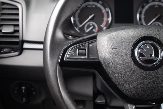 Skoda Karoq I с пробегом 2020 года, цена 2 189 000 рублей, 84555 км, внедорожник, Автокод Объявления