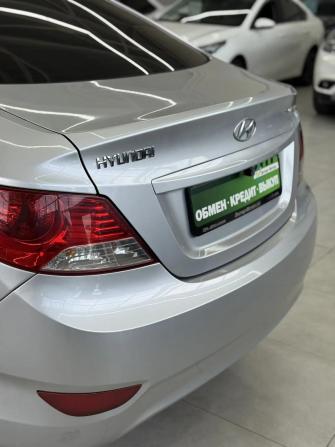 Hyundai Solaris I с пробегом 2014 года, цена 949 000 рублей, 145000 км, седан, Автокод Объявления