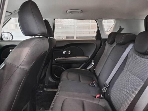 Kia Soul II Рестайлинг с пробегом 2019 года, цена 1 740 000 рублей, 126910 км, хэтчбек, Автокод Объявления
