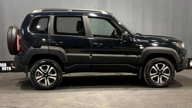Lada (ВАЗ) Niva Travel I с пробегом 2024 года, цена 1 100 000 рублей, 37296 км, внедорожник, Автокод Объявления