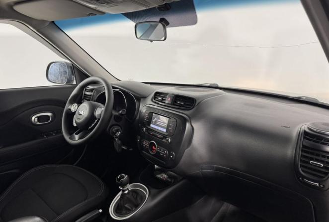 Kia Soul II Рестайлинг с пробегом 2018 года, цена 1 400 000 рублей, 129573 км, хэтчбек, Автокод Объявления