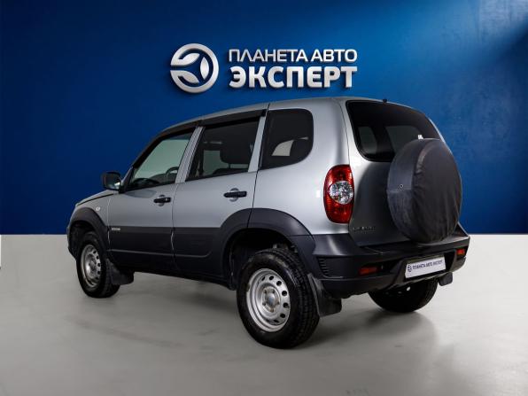 Chevrolet Niva I Рестайлинг с пробегом 2017 года, цена 700 000 рублей, 78482 км, внедорожник, Автокод Объявления