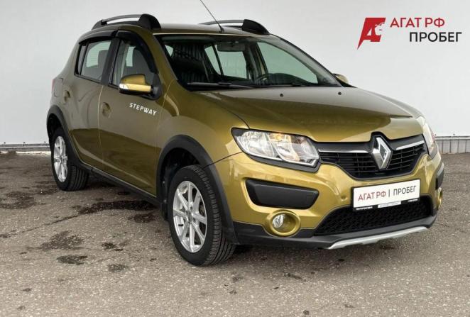 Renault Sandero II с пробегом 2015 года, цена 895 000 рублей, 83054 км, хэтчбек, Автокод Объявления