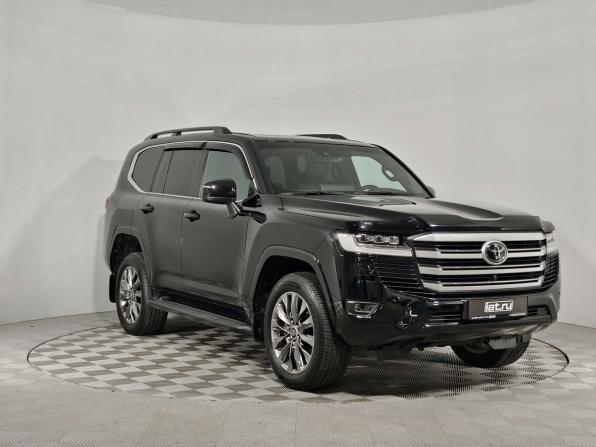 Toyota Land Cruiser 300 Series с пробегом 2023 года, цена 11 717 000 рублей, 39550 км, внедорожник, Автокод Объявления