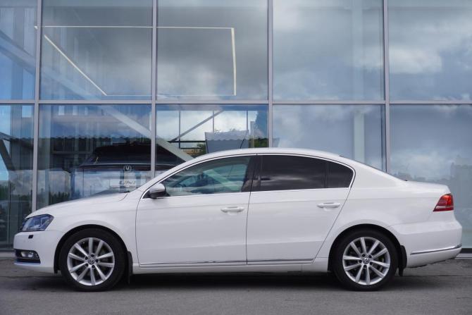 Volkswagen Passat B7 с пробегом 2013 года, цена 1 222 000 рублей, 197638 км, седан, Автокод Объявления
