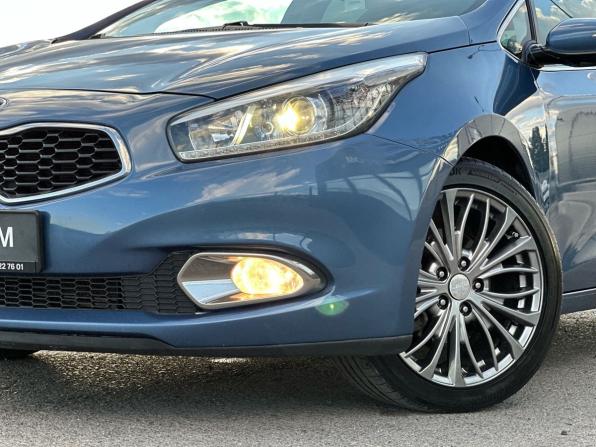 Kia Ceed II с пробегом 2013 года, цена 920 000 рублей, 210000 км, хэтчбек, Автокод Объявления